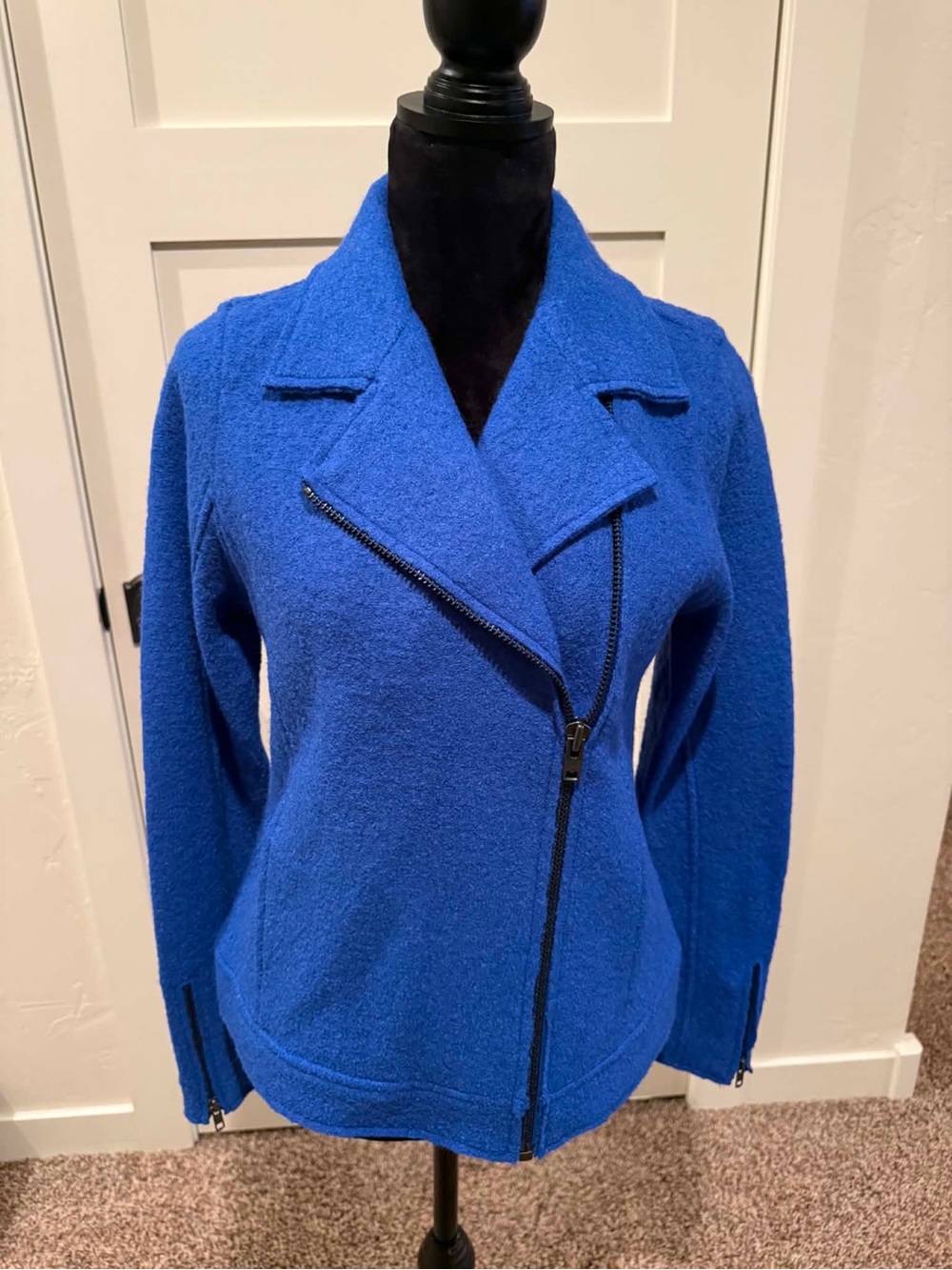 Tahari Blue Boiled Wool Biker Jacket Size Small